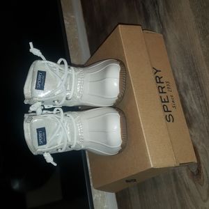 Sperry snow duck boots girls toddler 8 NWT